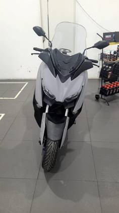 YAMAHA XMAX ABS YAMAHA XMAX ABS